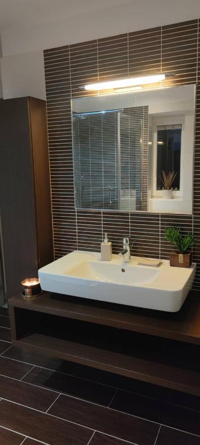 Apartman Visnovka Παρντούμπιτσε Εξωτερικό φωτογραφία